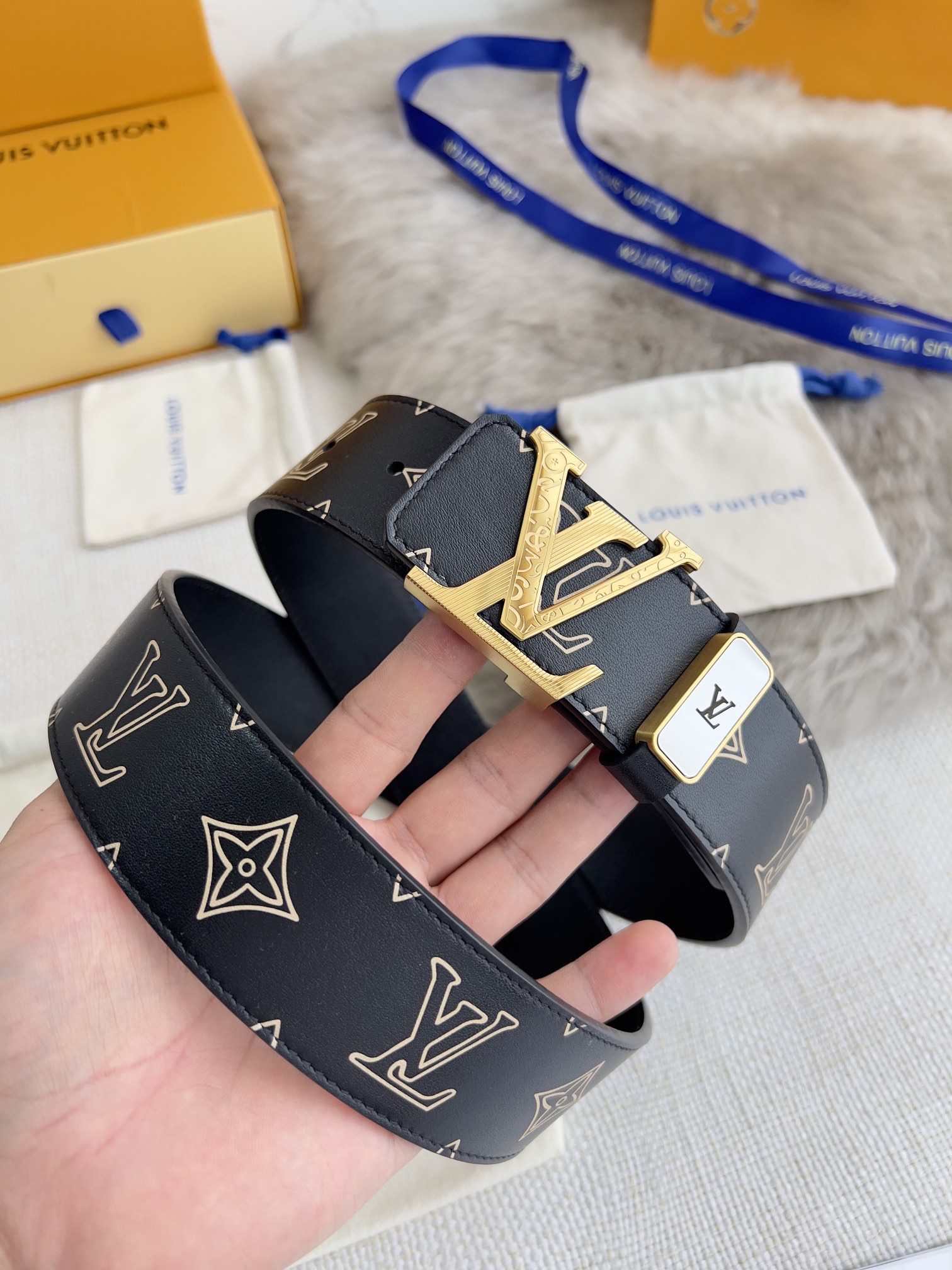 【LOUIS VUITTON】(ルイヴィトン) 3.8cmベルト メンズ