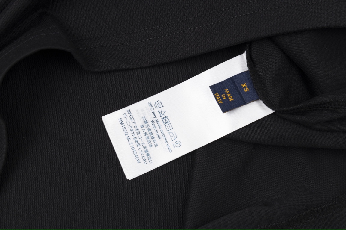 【LOUIS VUITTON 公式旗艦店】  ルイヴィトン Tシャツ ご好評に付き再入荷！