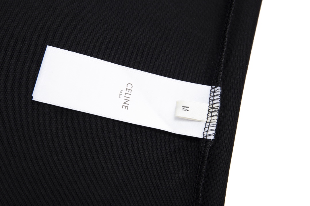 【2024】【CELINE  公式旗艦店】セリーヌ  Tシャツ ご好評に付き再入荷！