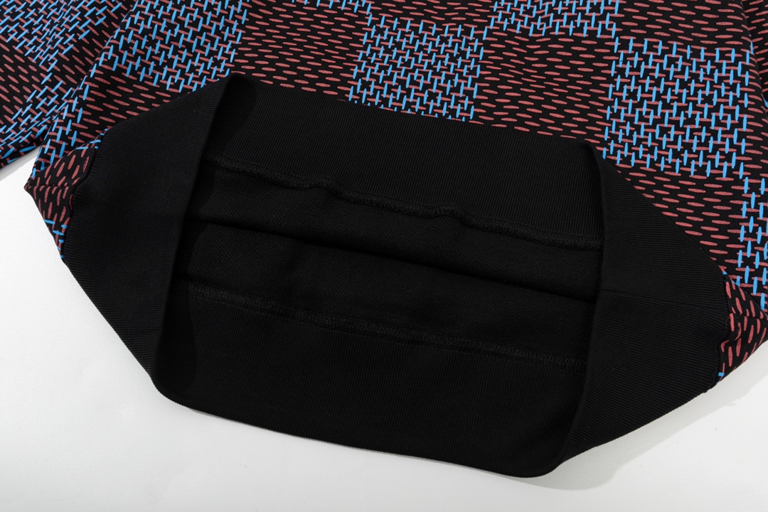 【LOUIS VUITTON  公式旗艦店】ルイヴィトン 丸首の衛衣 ご好評に付き再入荷！