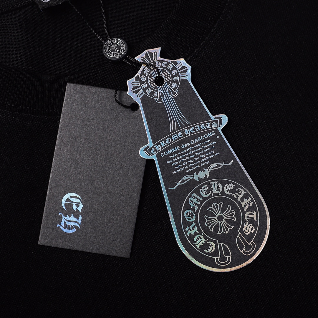 【CHROME HEARTS  公式旗艦店】クロムハーツ   Tシャツ ご好評に付き再入荷！黒  白