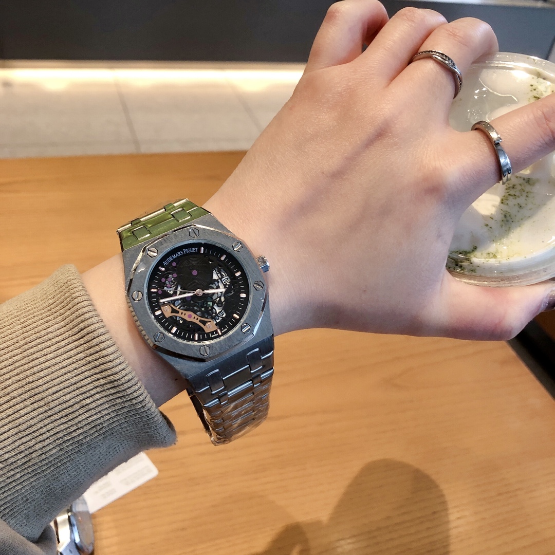 【2024】Audemars Piguet ( オーデマ ピゲ)  腕時計  42*12MM