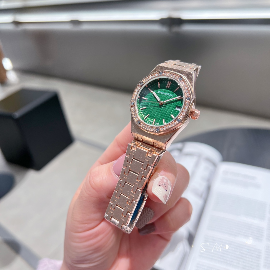 【2024】Audemars Piguet ( オーデマ ピゲ)  腕時計  33MM