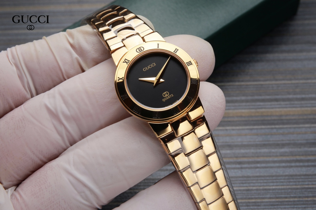 【2024】GUCCI( クッチ)  腕時計 26*6MM