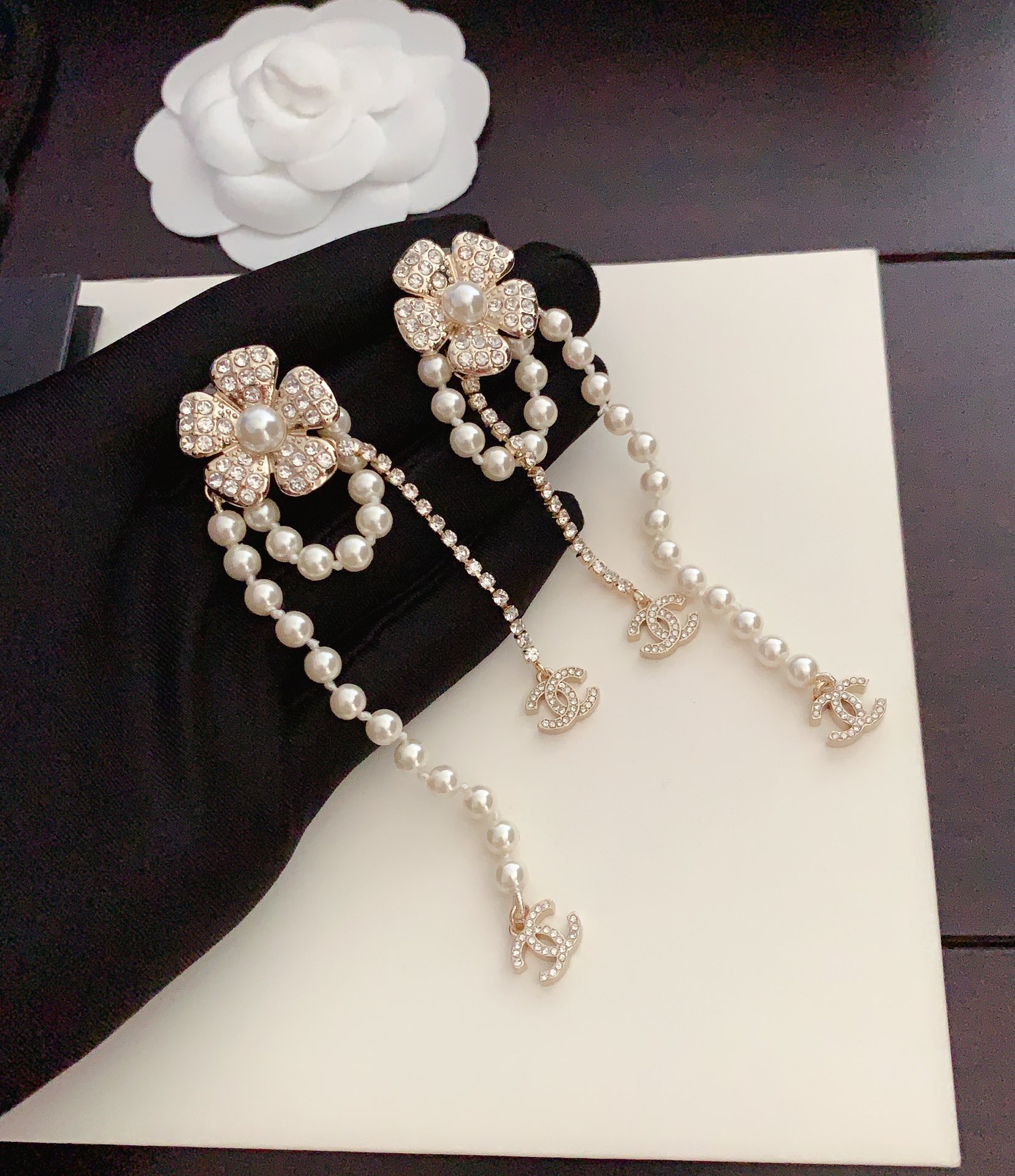 【2024】【CHANEL 】 シャネル   ファッションスタイルのイヤリング