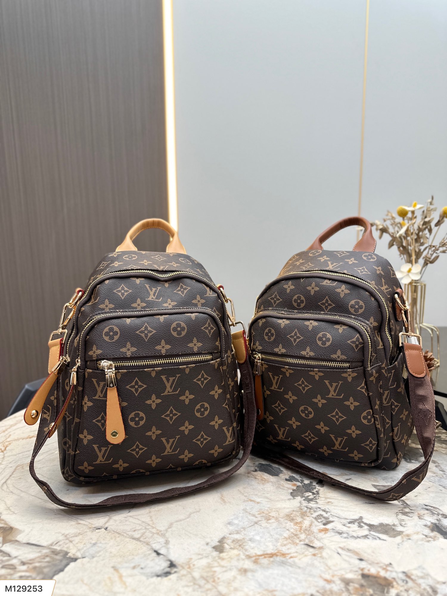 【 LOUIS VUITTON公式 旗艦店】ルイヴィトン   リュックサック   当日出荷 好評に付き再入荷！25*30CM