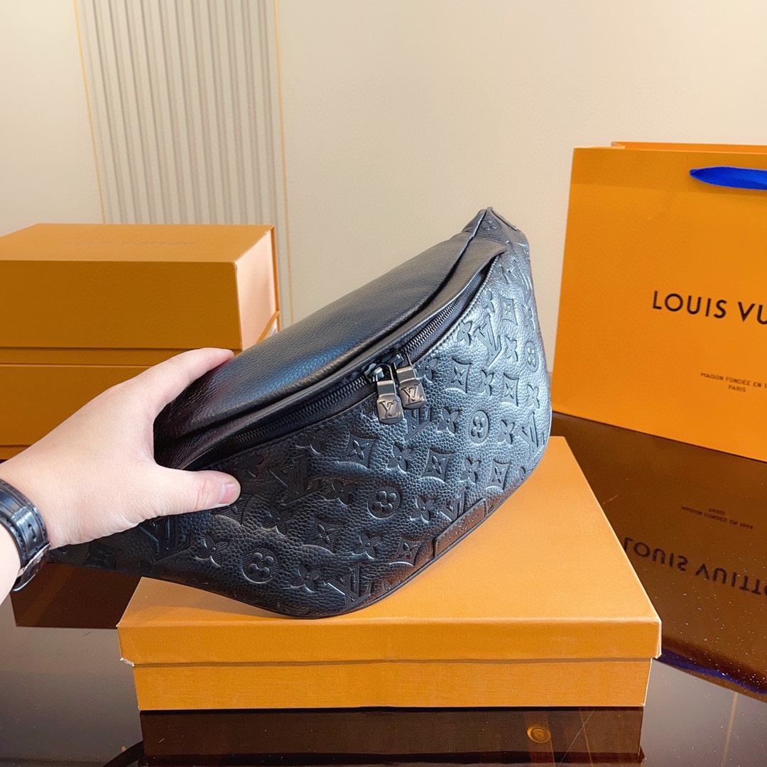 【 LOUIS VUITTON公式 旗艦店】ルイヴィトン   ウエストポーチ   当日出荷 好評に付き再入荷！35*10*16CM