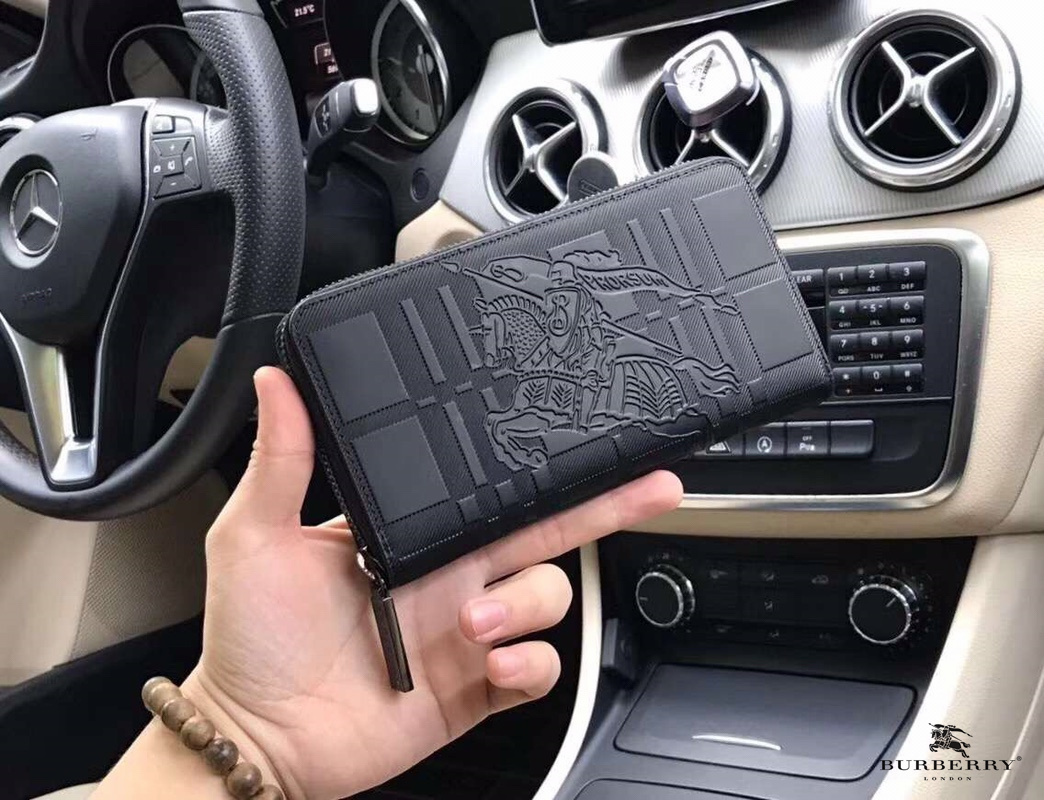 【BURBERRY 公式旗艦店】バーバリー   財布 当日出荷 好評に付き再入荷！19*10*2.5CM