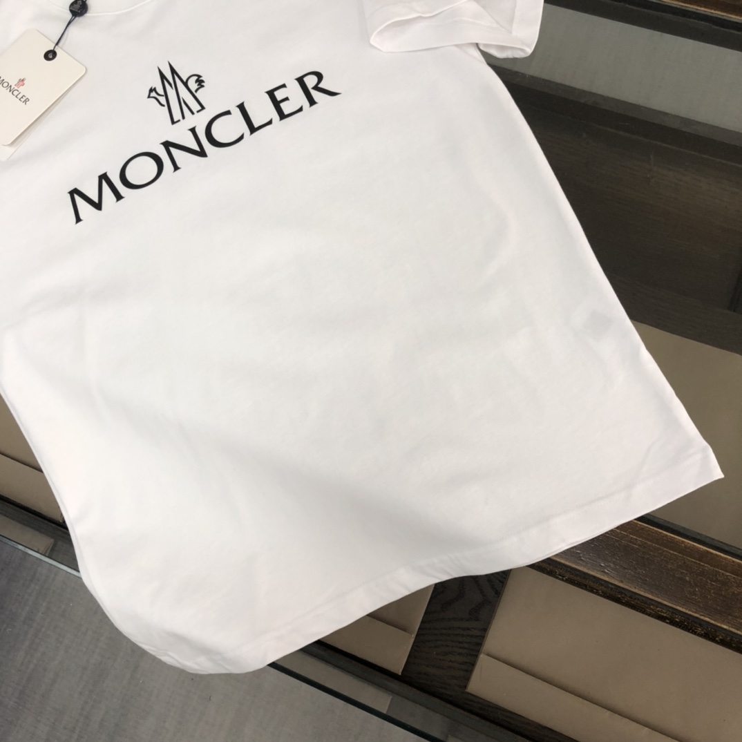 MONCLER モンクレール　2023　半袖シャツ　Tシャツ　長く着て変形しにくい　シンプルの風格　ファッション　かっこいい　白　黒　男女兼用