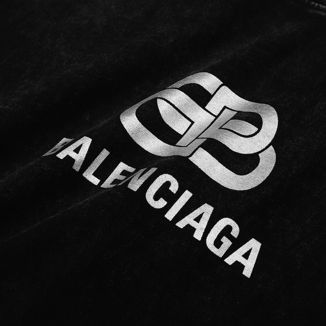 BALENCIAGA バレンシアガの新型のバックルのプリントロゴのプリントの半袖 Tシャツ