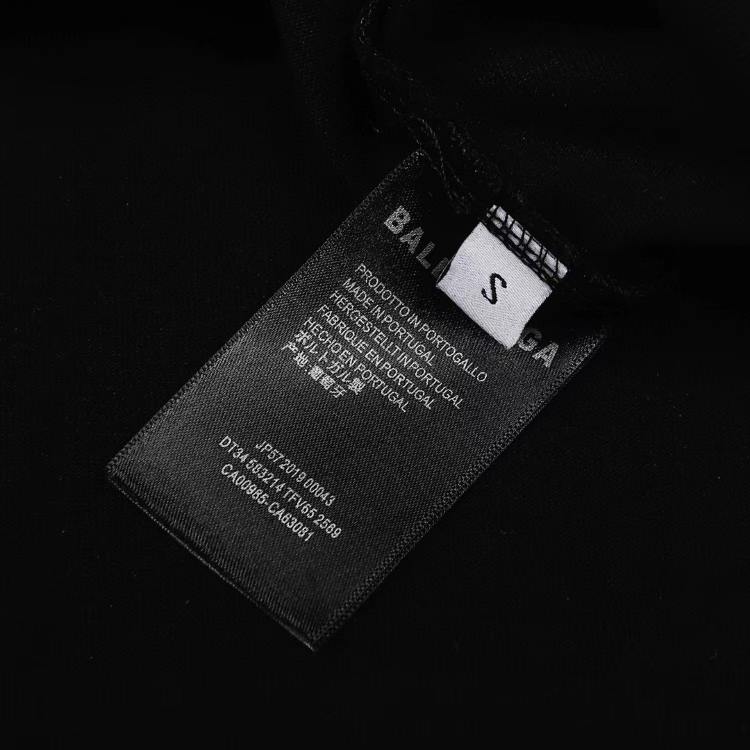 BALENCIAGA バレンシアガの新型のバックルのプリントロゴのプリントの半袖 Tシャツ