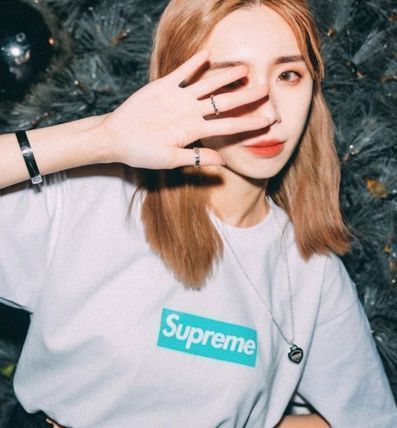 Supreme Tシャツ・カットソー 関税&送料無料 Supreme Tiffany & Co. Box Logo Tee FW21(5)