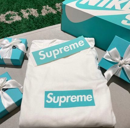 Supreme Tシャツ・カットソー 関税&送料無料 Supreme Tiffany & Co. Box Logo Tee FW21(12)