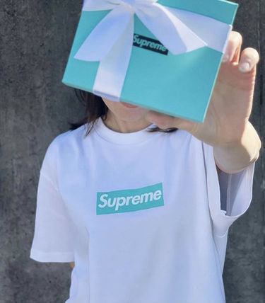 Supreme Tシャツ・カットソー 関税&送料無料 Supreme Tiffany & Co. Box Logo Tee FW21(7)