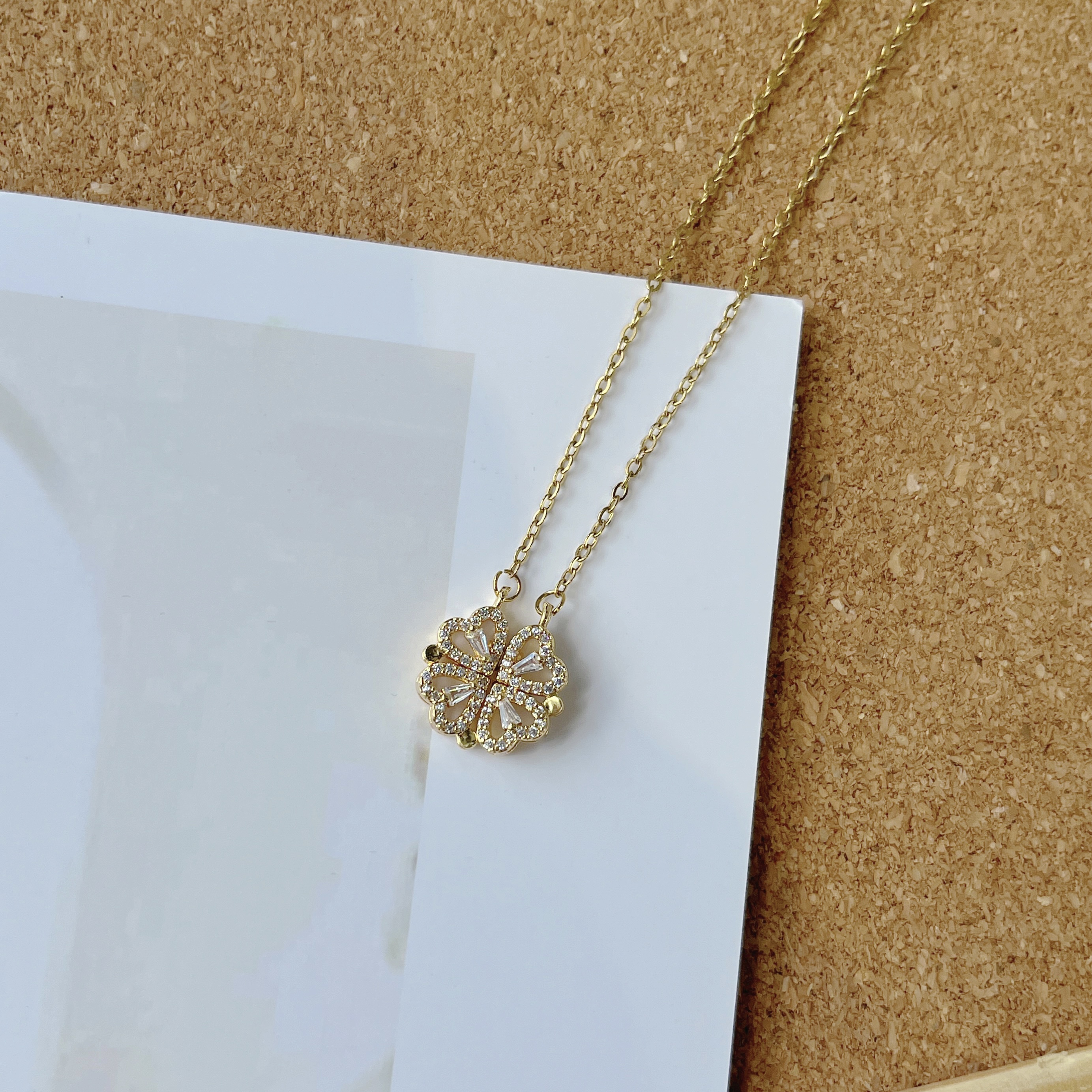 爱心四叶金项链