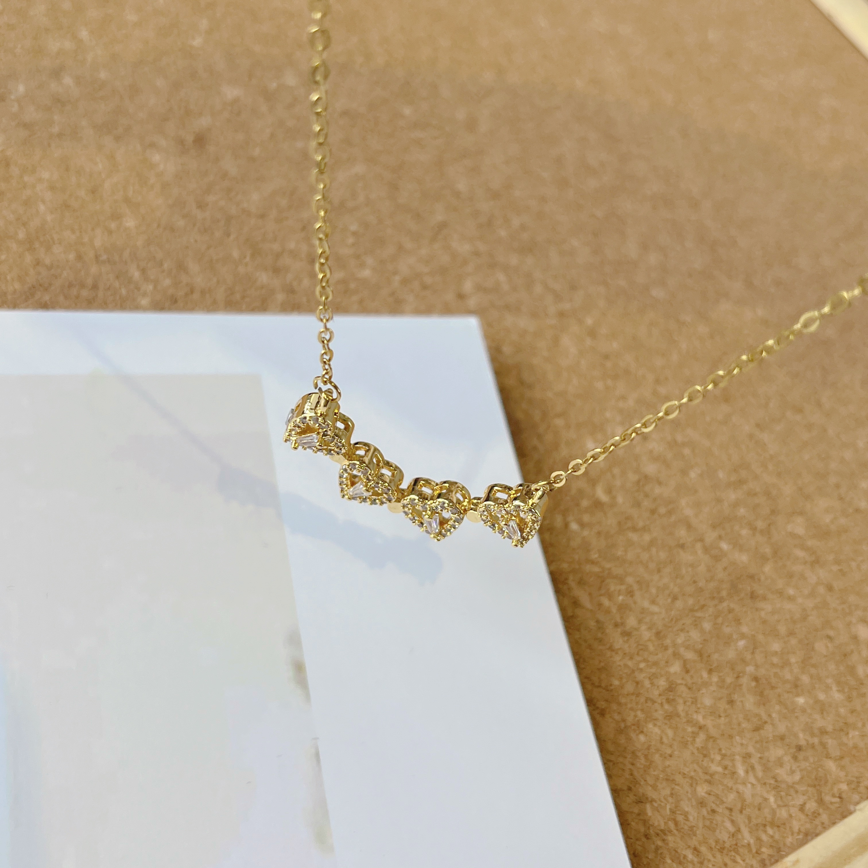 爱心四叶金项链