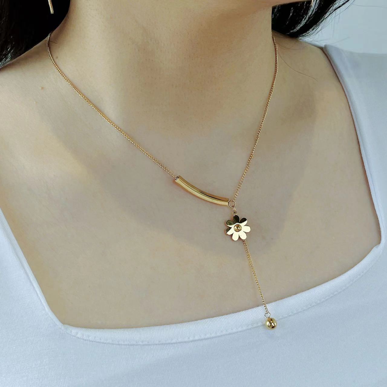 小花吊墜鎖骨鏈