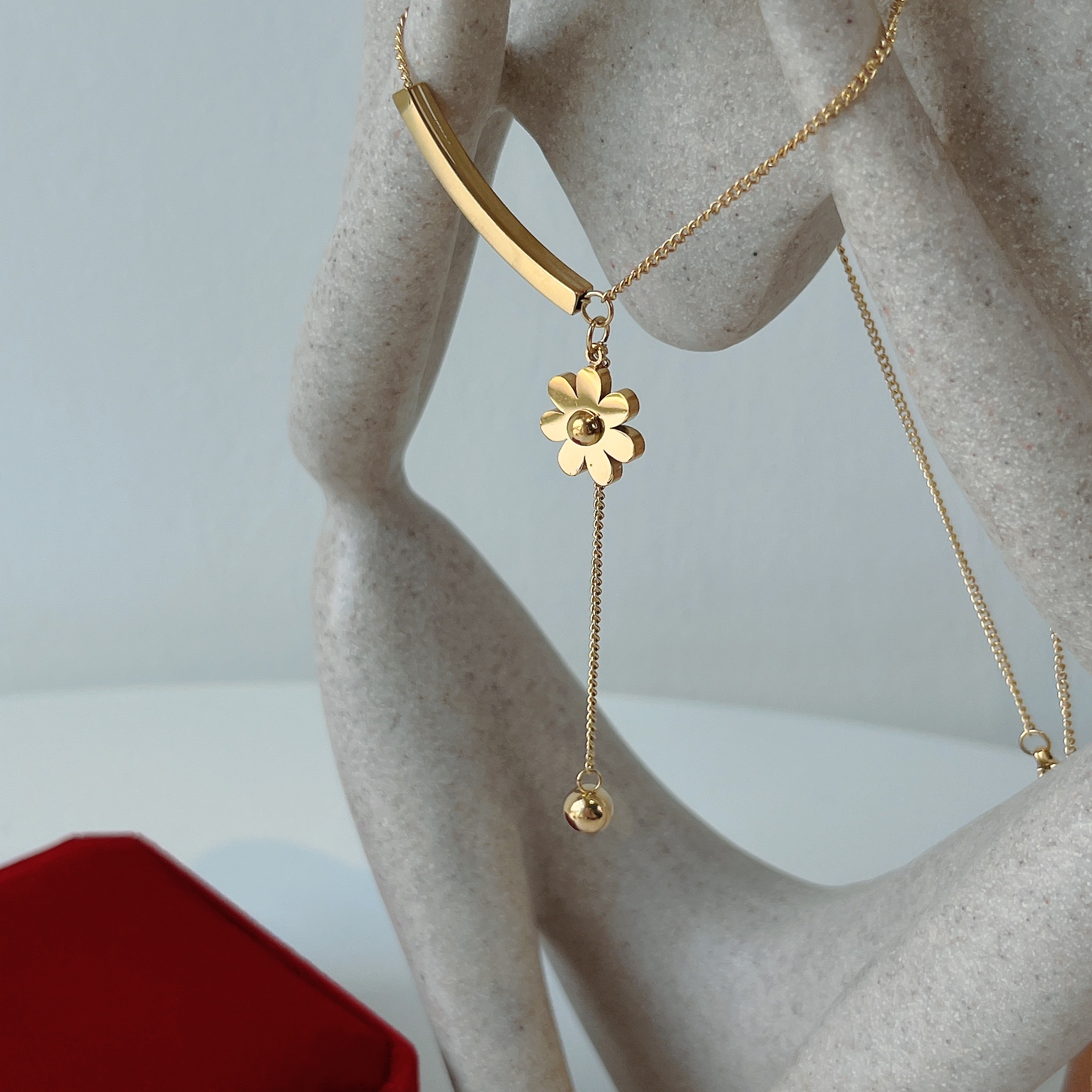 小花吊墜鎖骨鏈