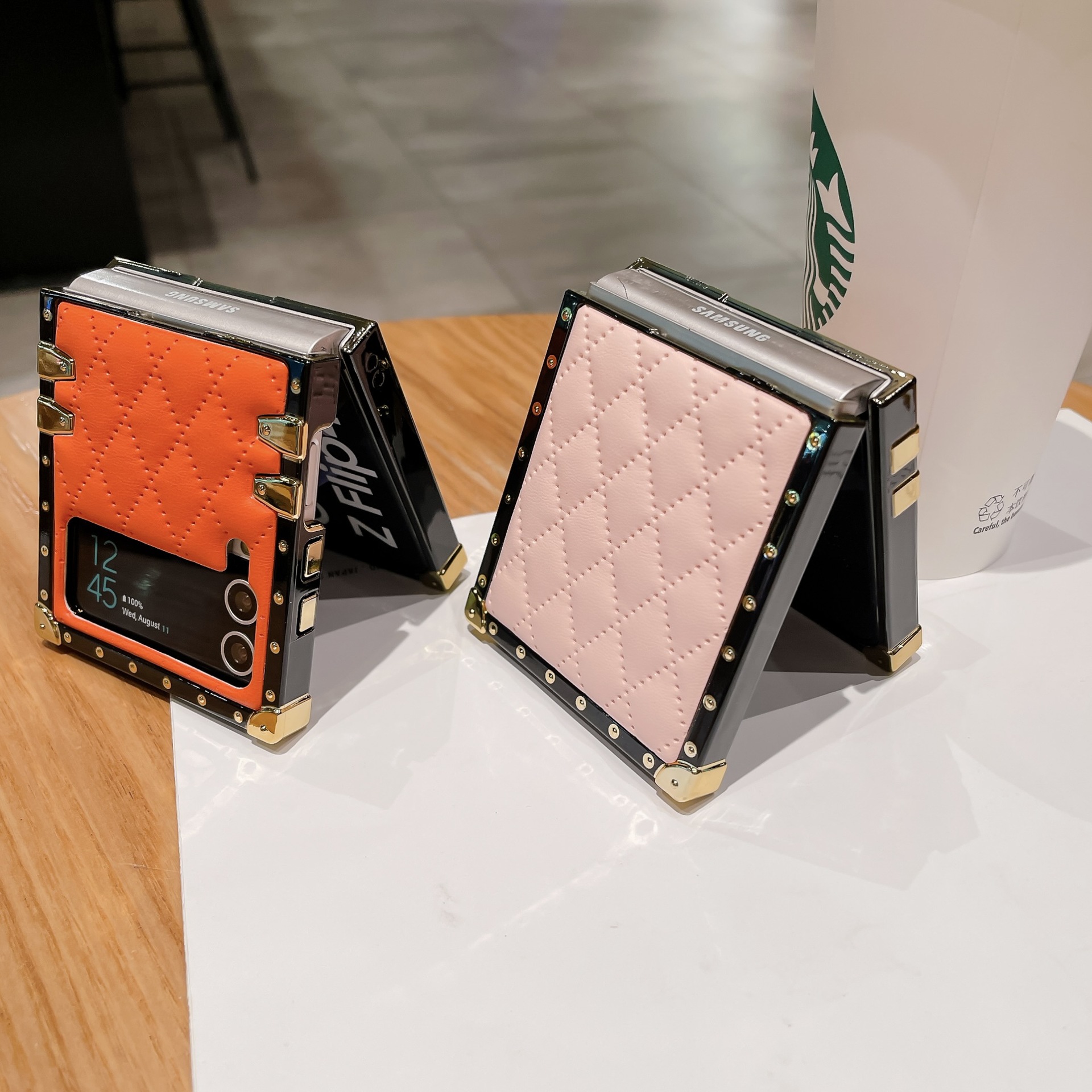 เหมาะสำหรับ Samsung Z Flip 4/3 เคสโทรศัพท์มือถือกันกระแทกแบบใหม่ที่สร้างสรรค์