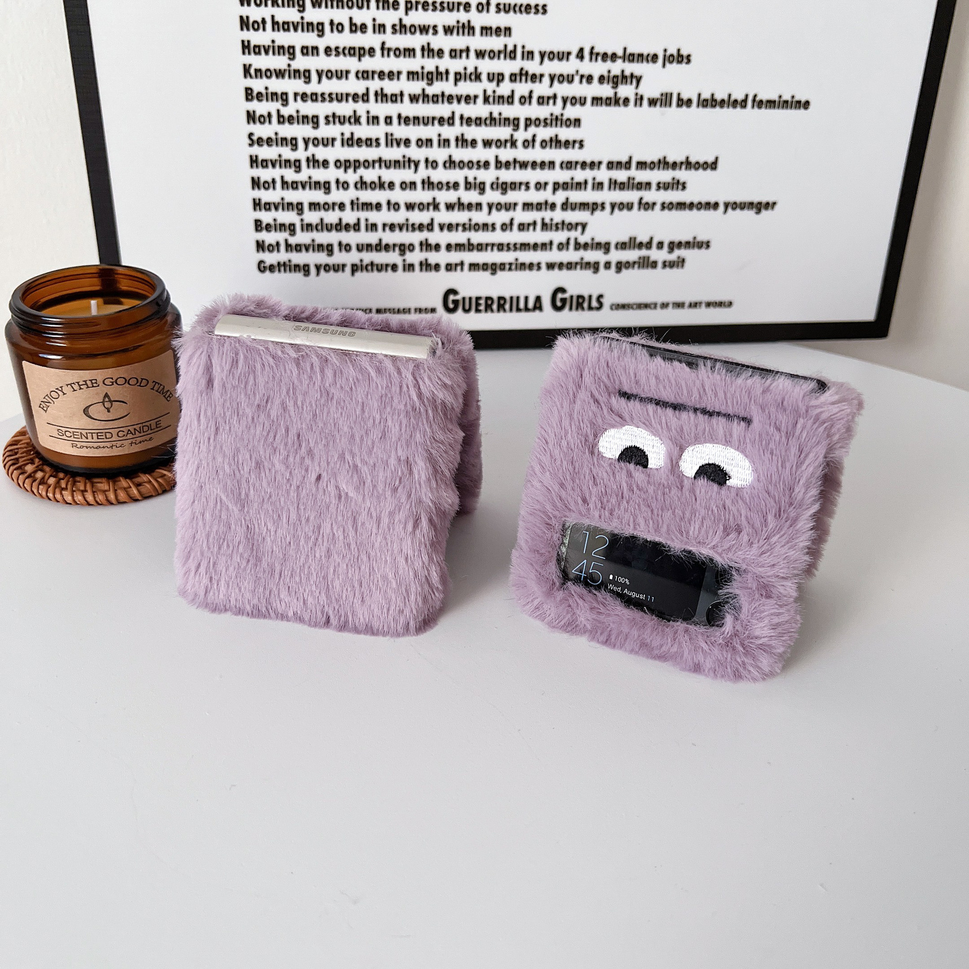 เหมาะสำหรับ Samsung Z Flip3/4 เคสโทรศัพท์ตุ๊กตาตลกน่ารัก