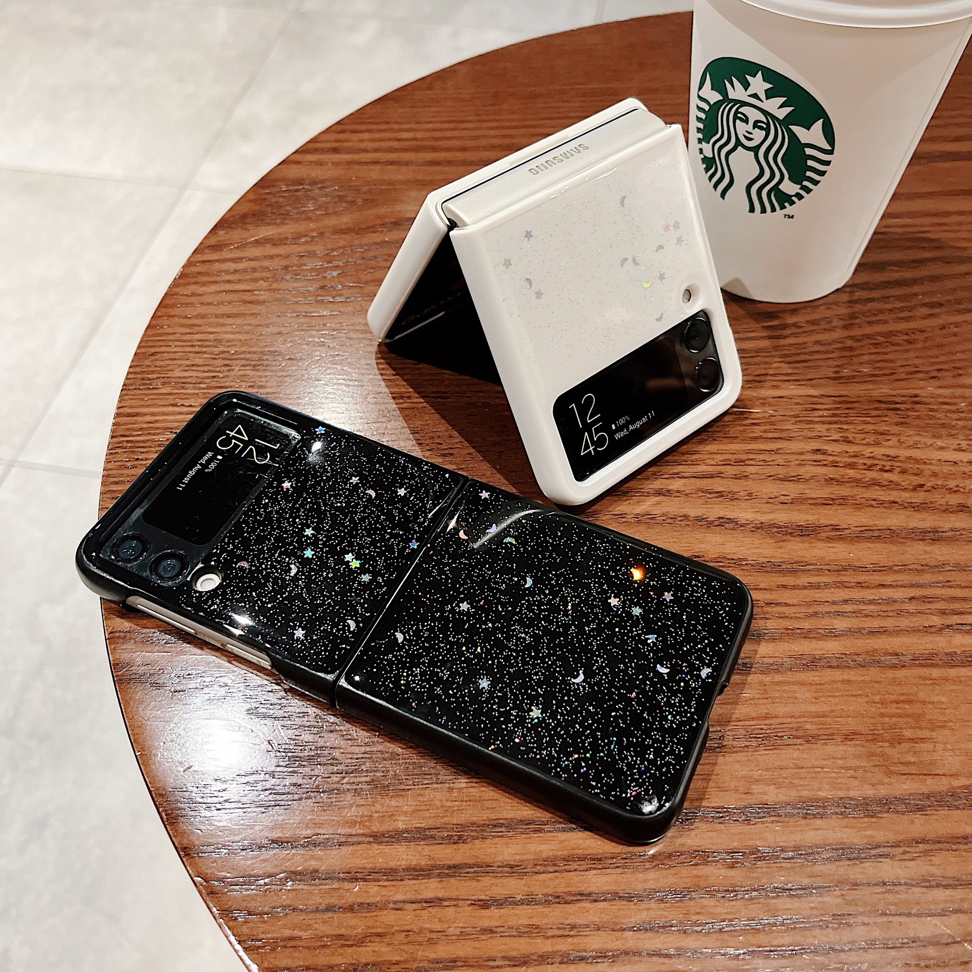 เหมาะสำหรับ Samsung Z Flip4/3 Creative Fashion Drop-proof เคสโทรศัพท์มือถือ