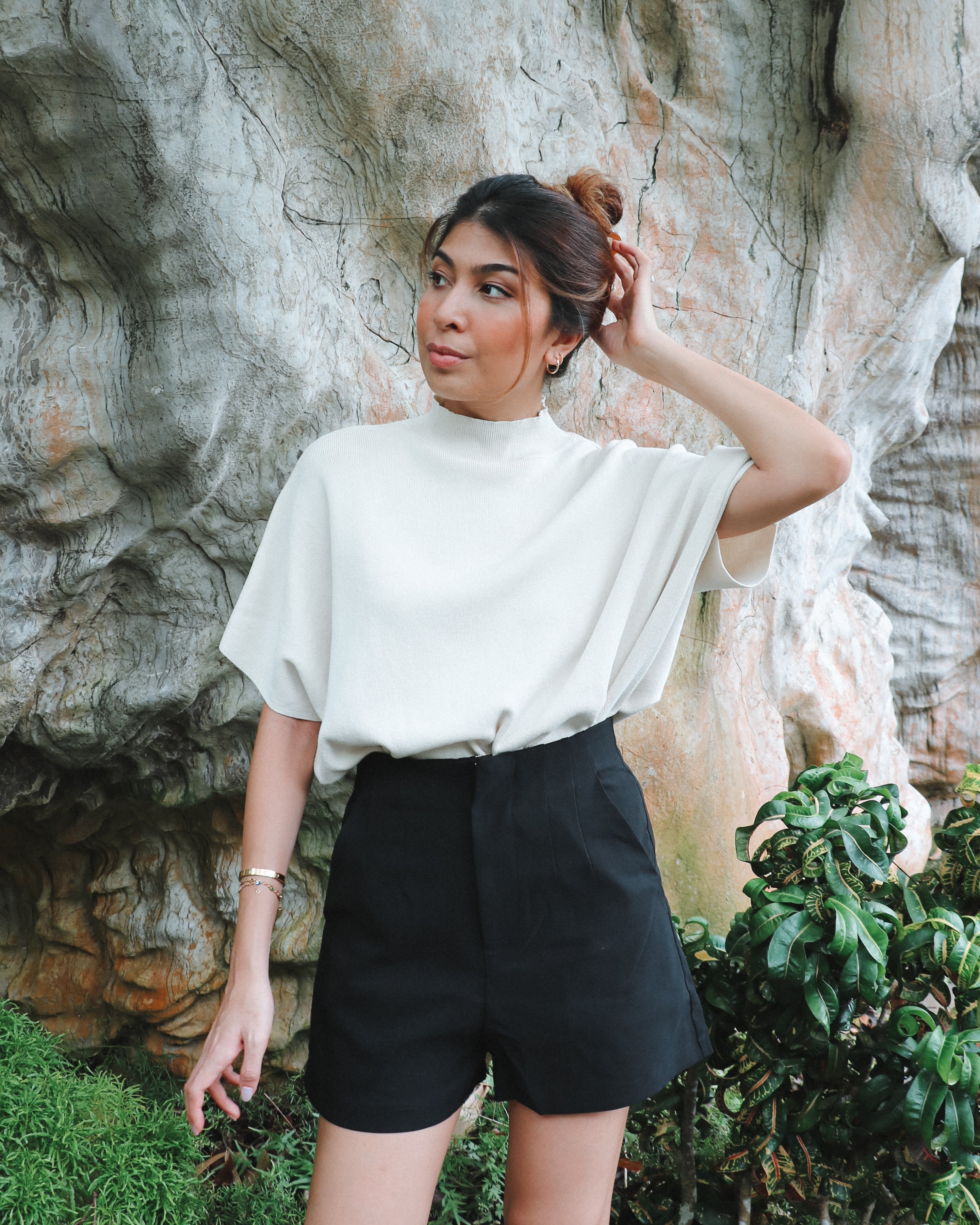 Avery Shorts in Black