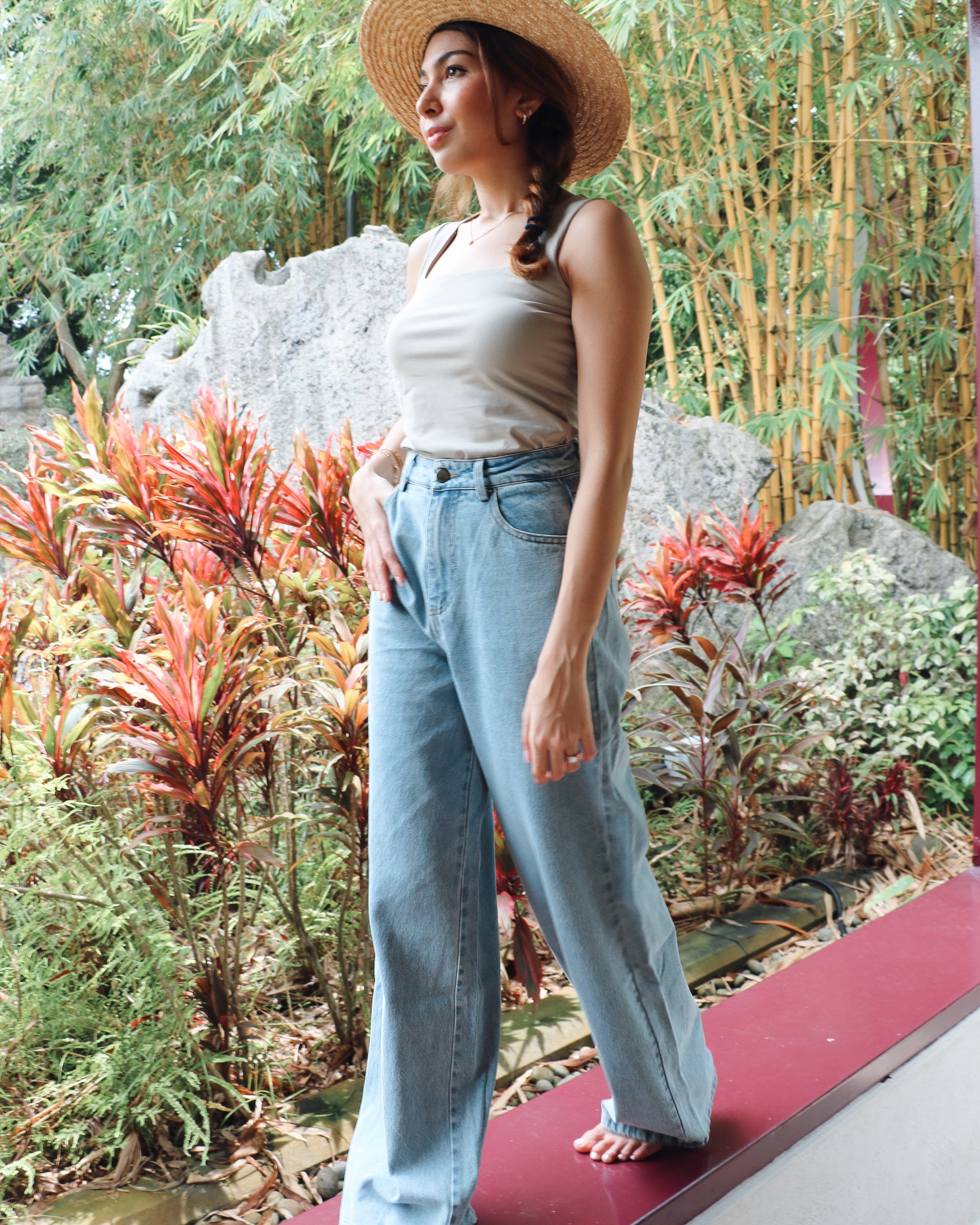 Cass Jeans in Light Wash