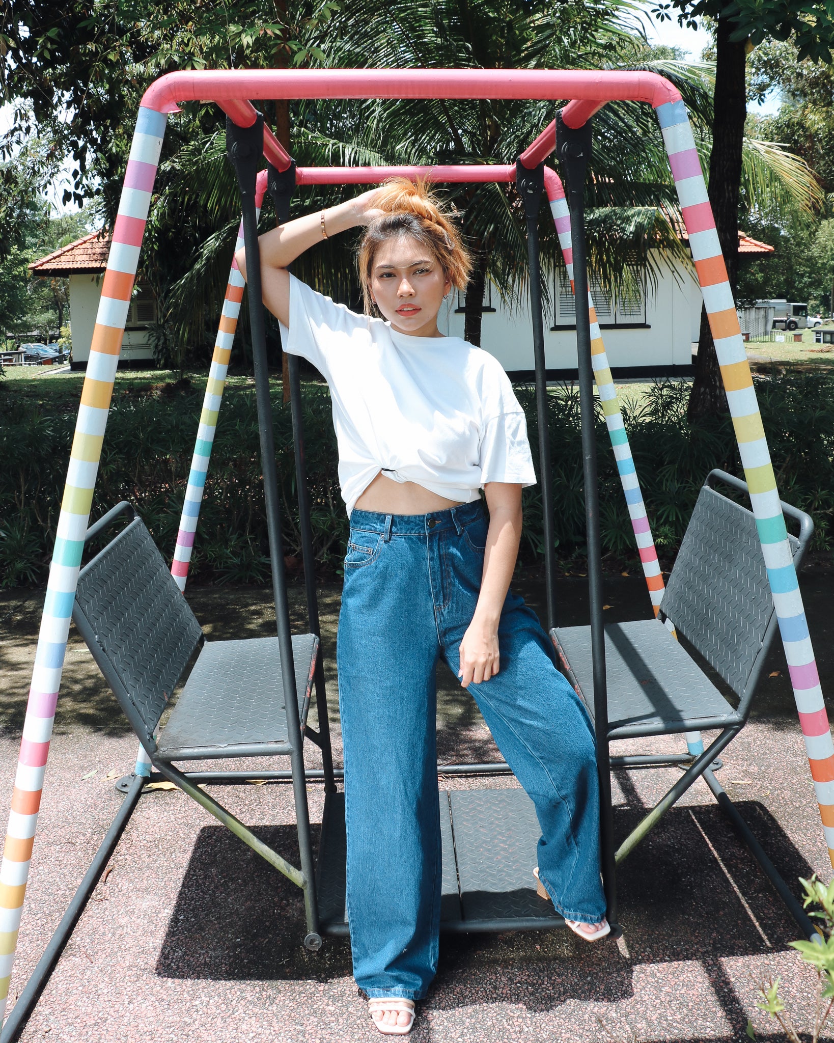 Cass Jeans in Dark Wash