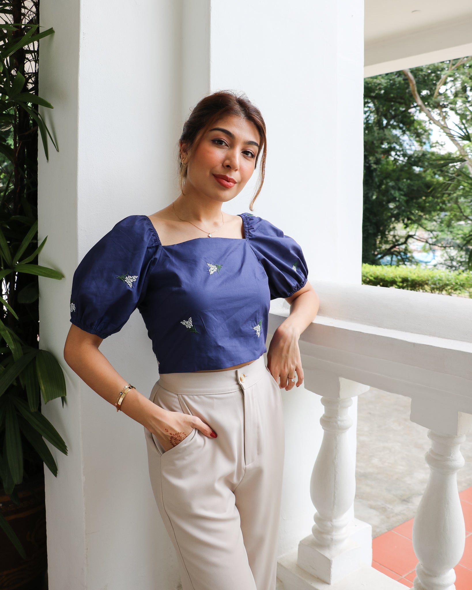 Eloise Floral Top in Navy