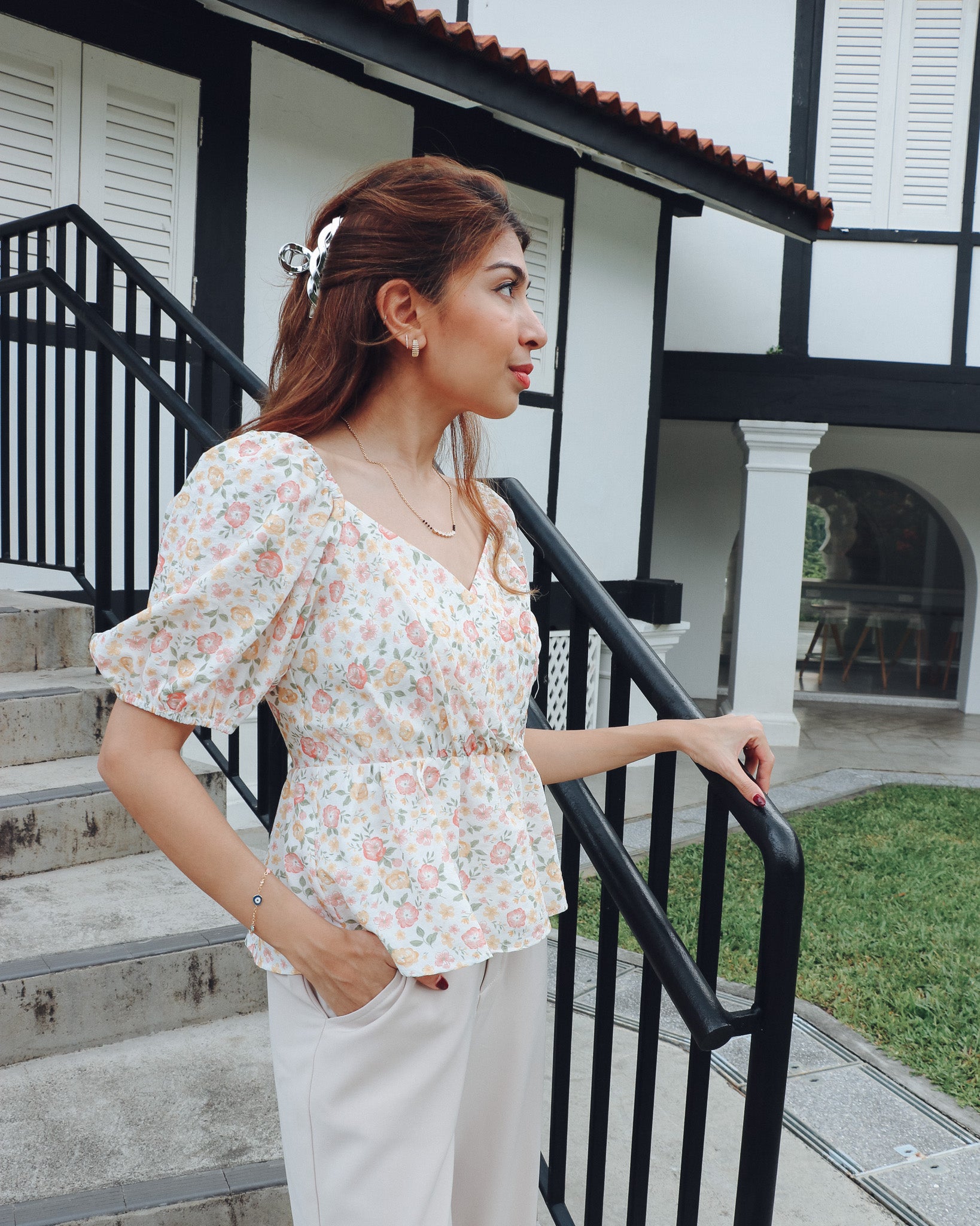 Savannah Top in White Florals