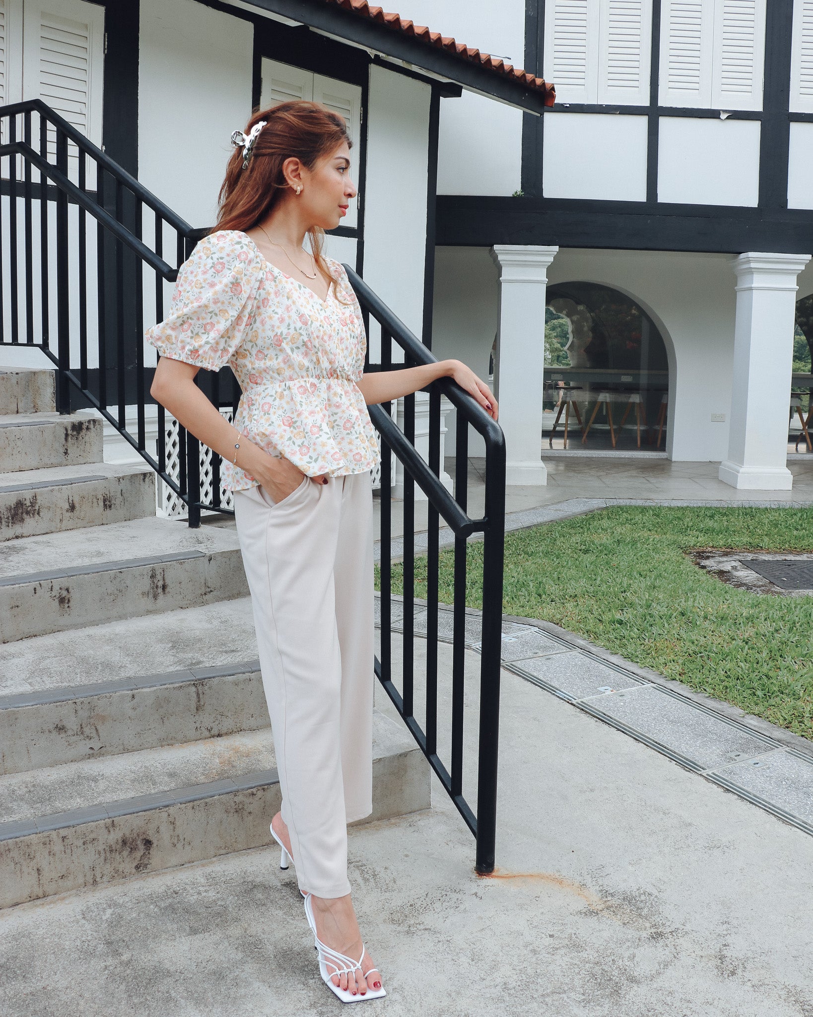 Savannah Top in White Florals