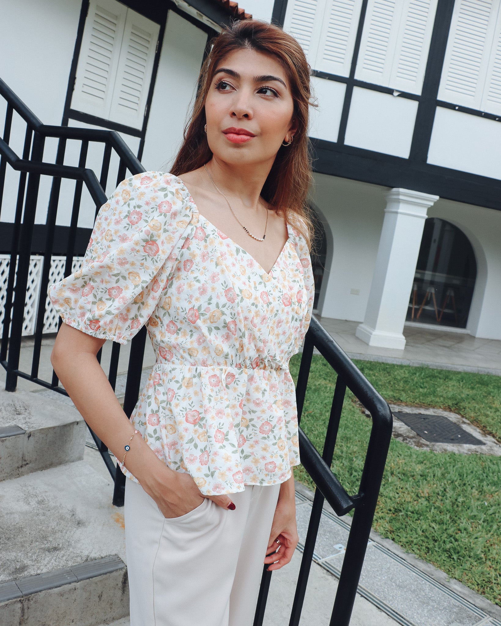 Savannah Top in White Florals