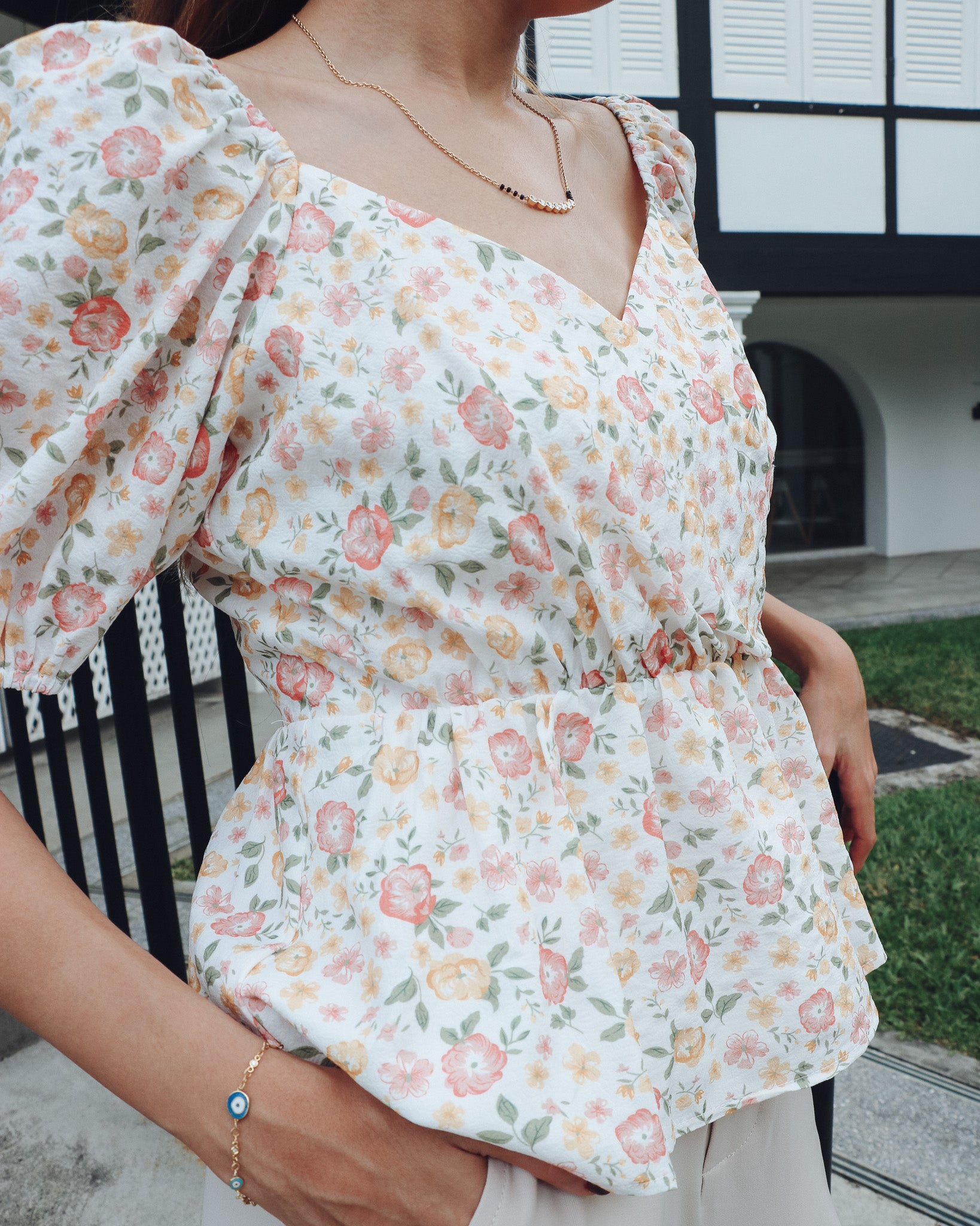Savannah Top in White Florals