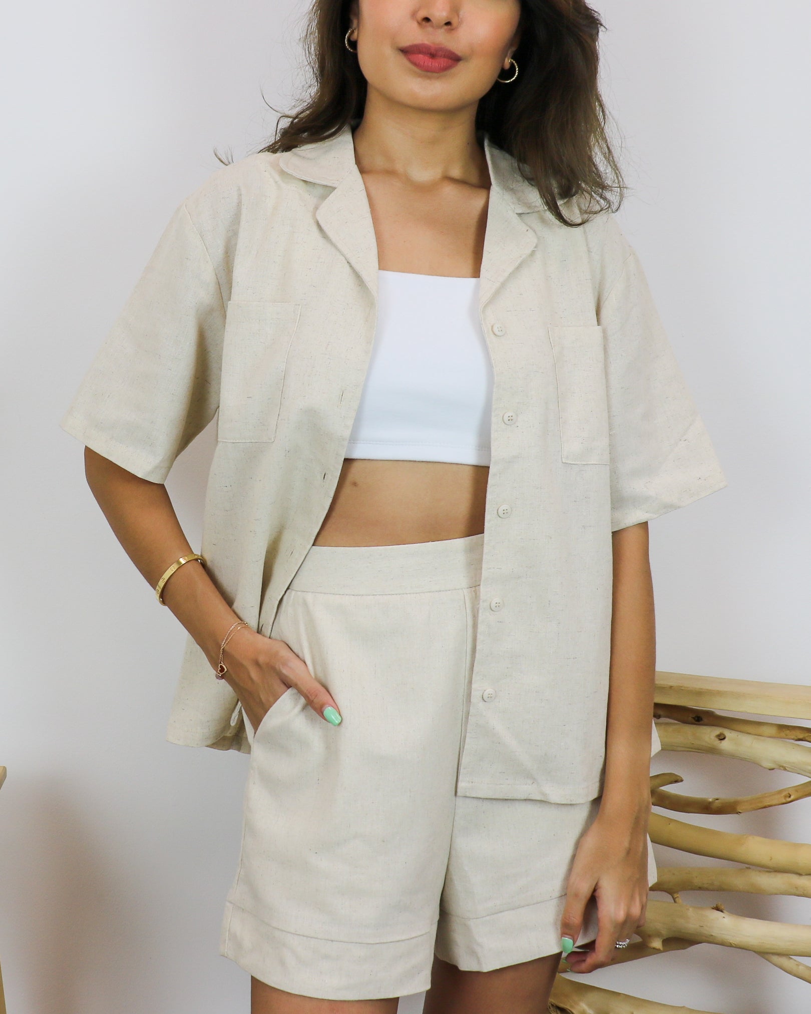 Kayla Linen Shorts in Ecru