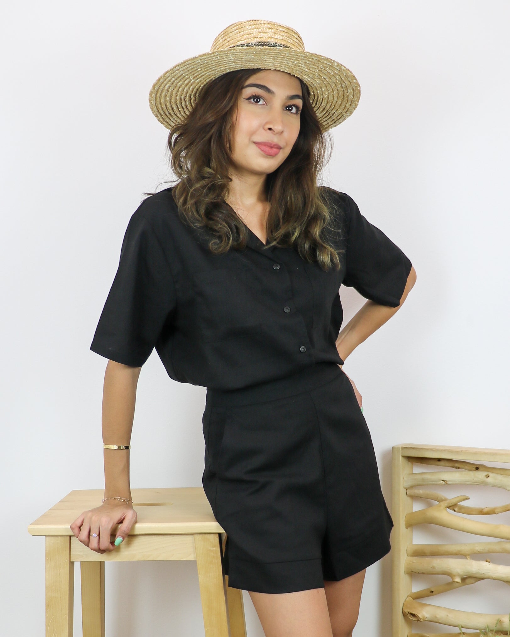 Kayla Linen Shorts in Black