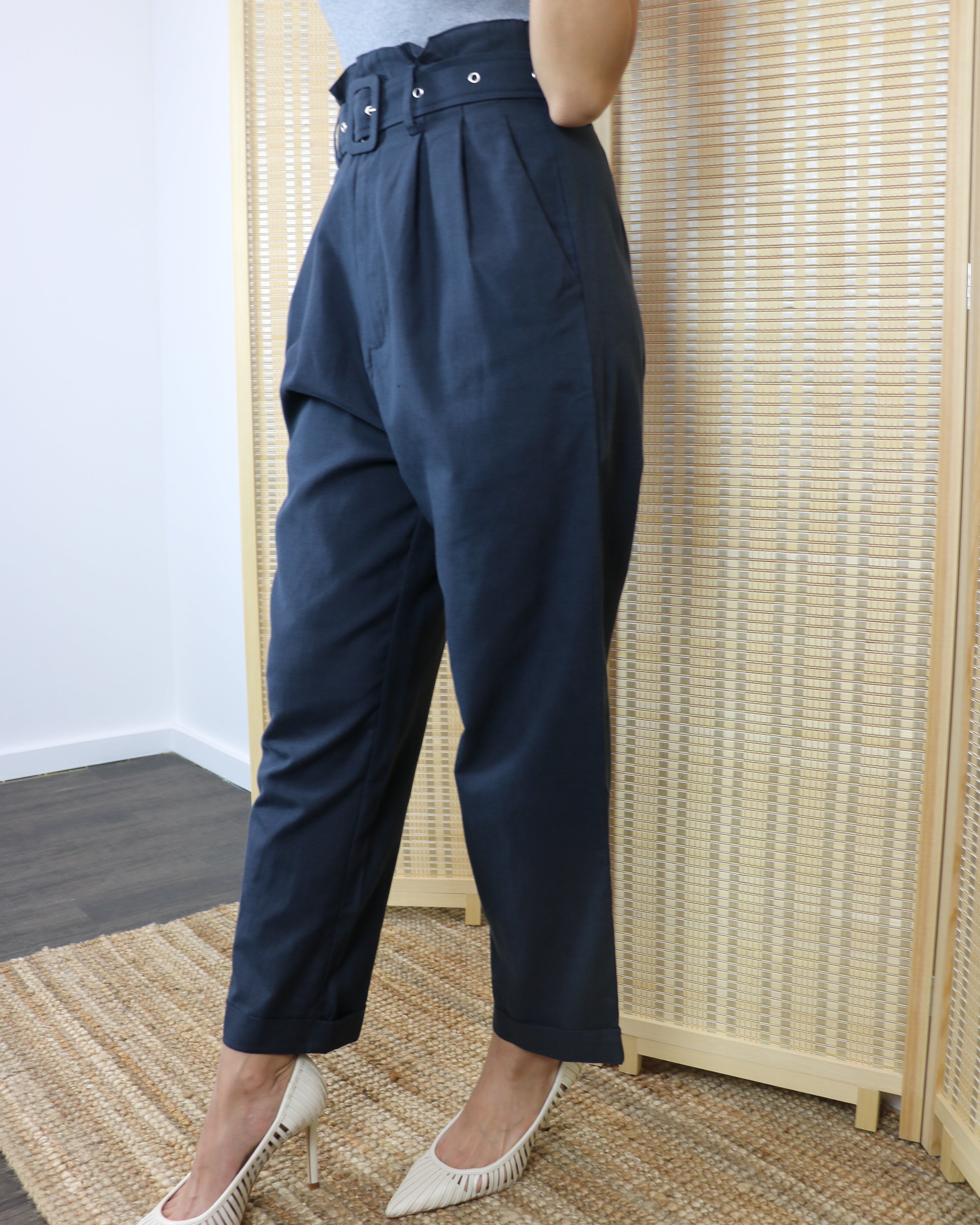 Roxanne Pants in Navy
