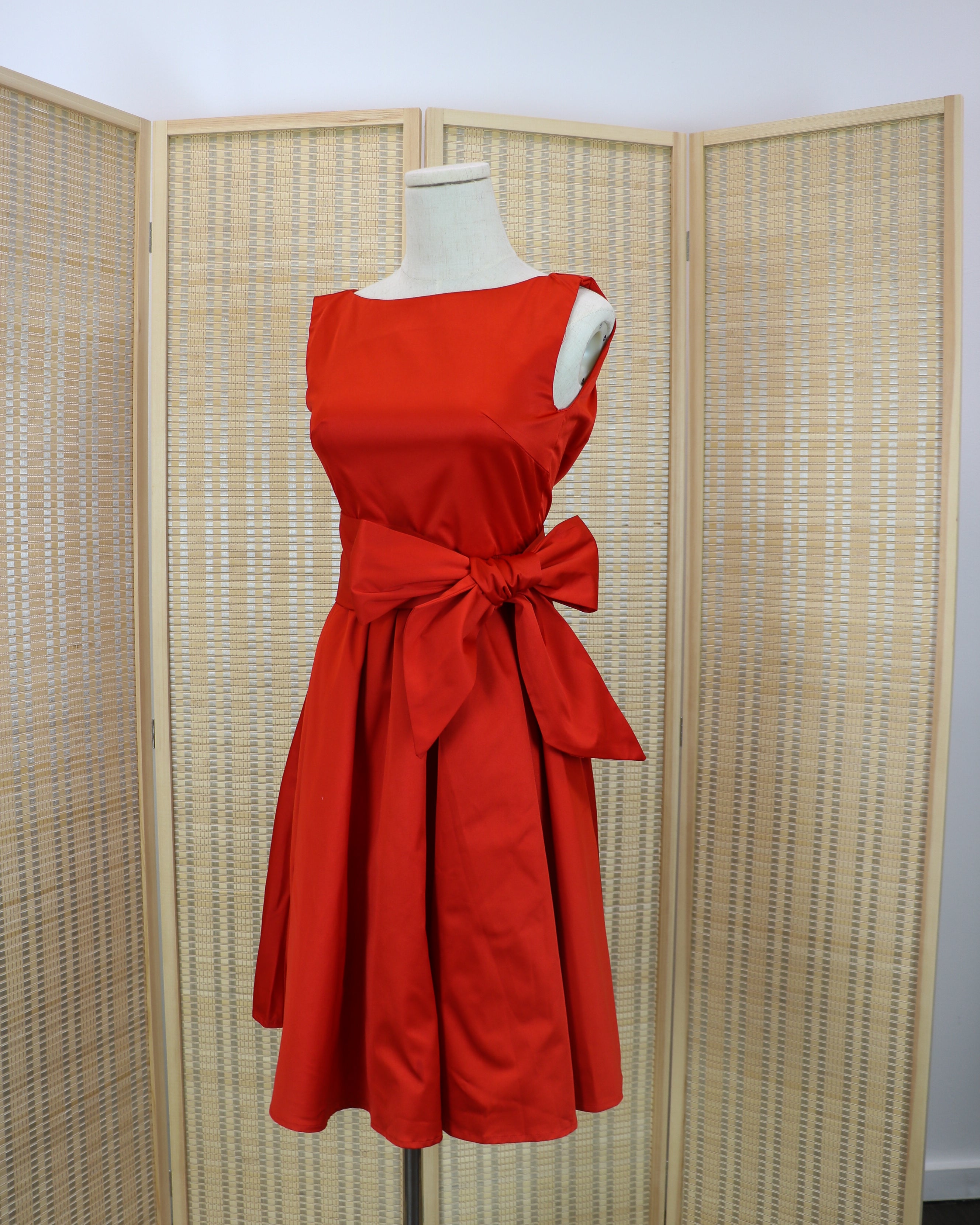 [Jenesyss] Audrey Dress in Red