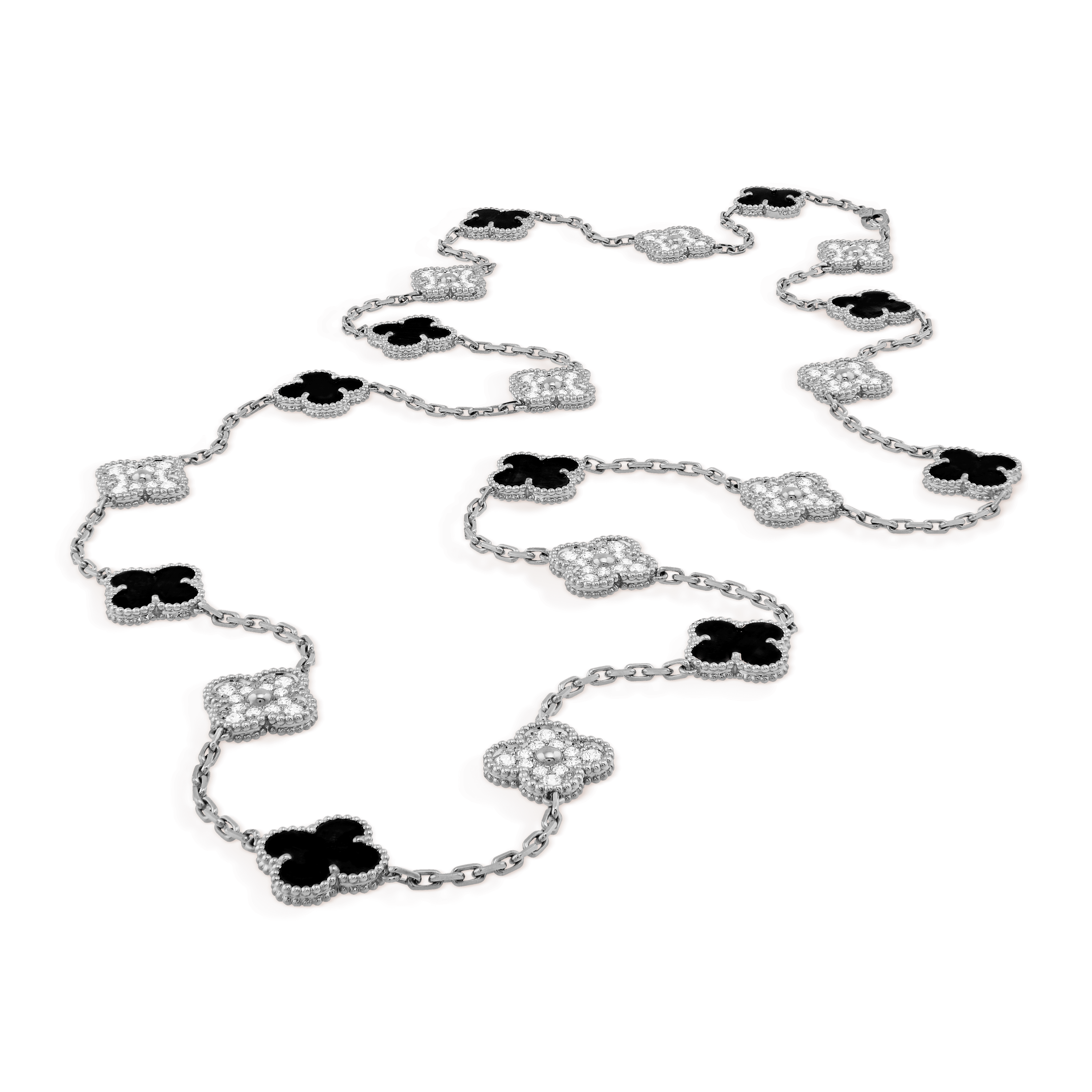 ヴィンテージ アルハンブラ ロングネックレス、20モチーフ, ホワイトゴールド, オニキス: 10 石, ダイヤモンド: 120 石, 4.83 カラット, Close Up, Jewelry Long Necklace