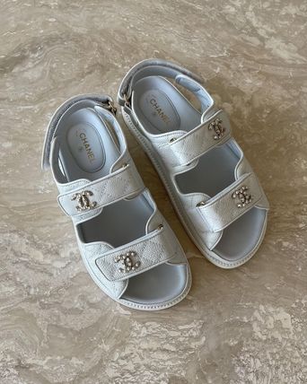 CHANEL サンダル・ミュール CHANEL ココマークロゴ フッドベットサンダル キャビアスキン 靴(9)