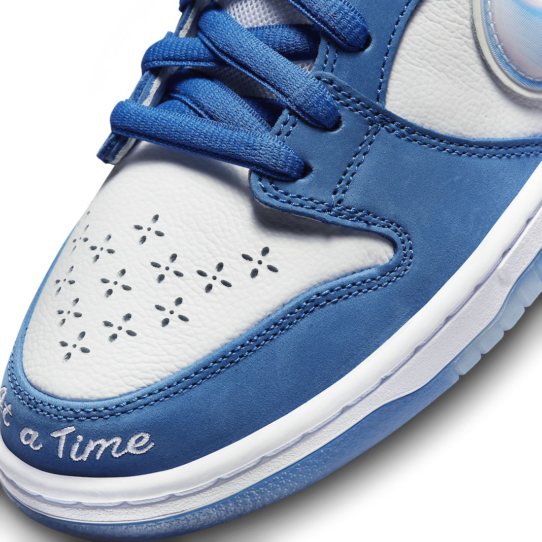 Born Raised Nike SB Dunk Low FN7819-400