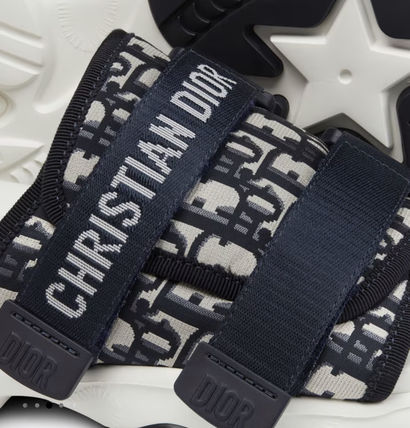 Dior サンダル・ミュール 【Dior】D-WANDERサンダル ホワイト ブラック スポーツサンダル(12)