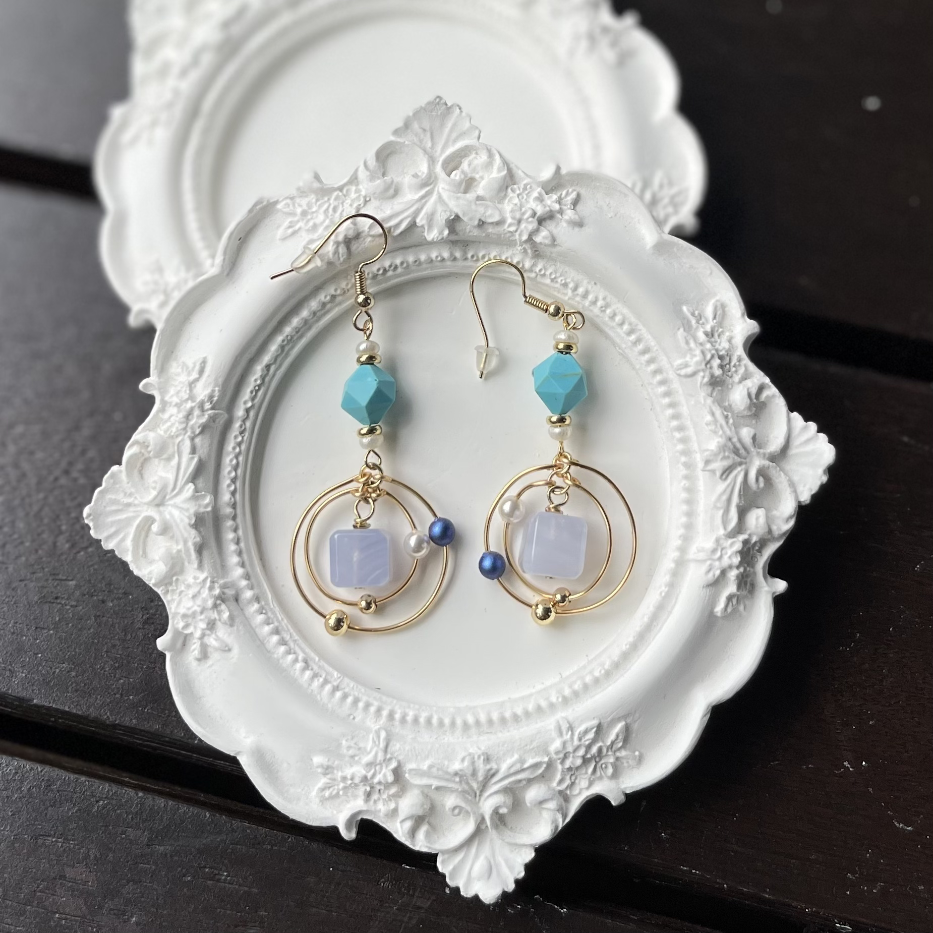 Orbiting Blue Lace Cubed Earring