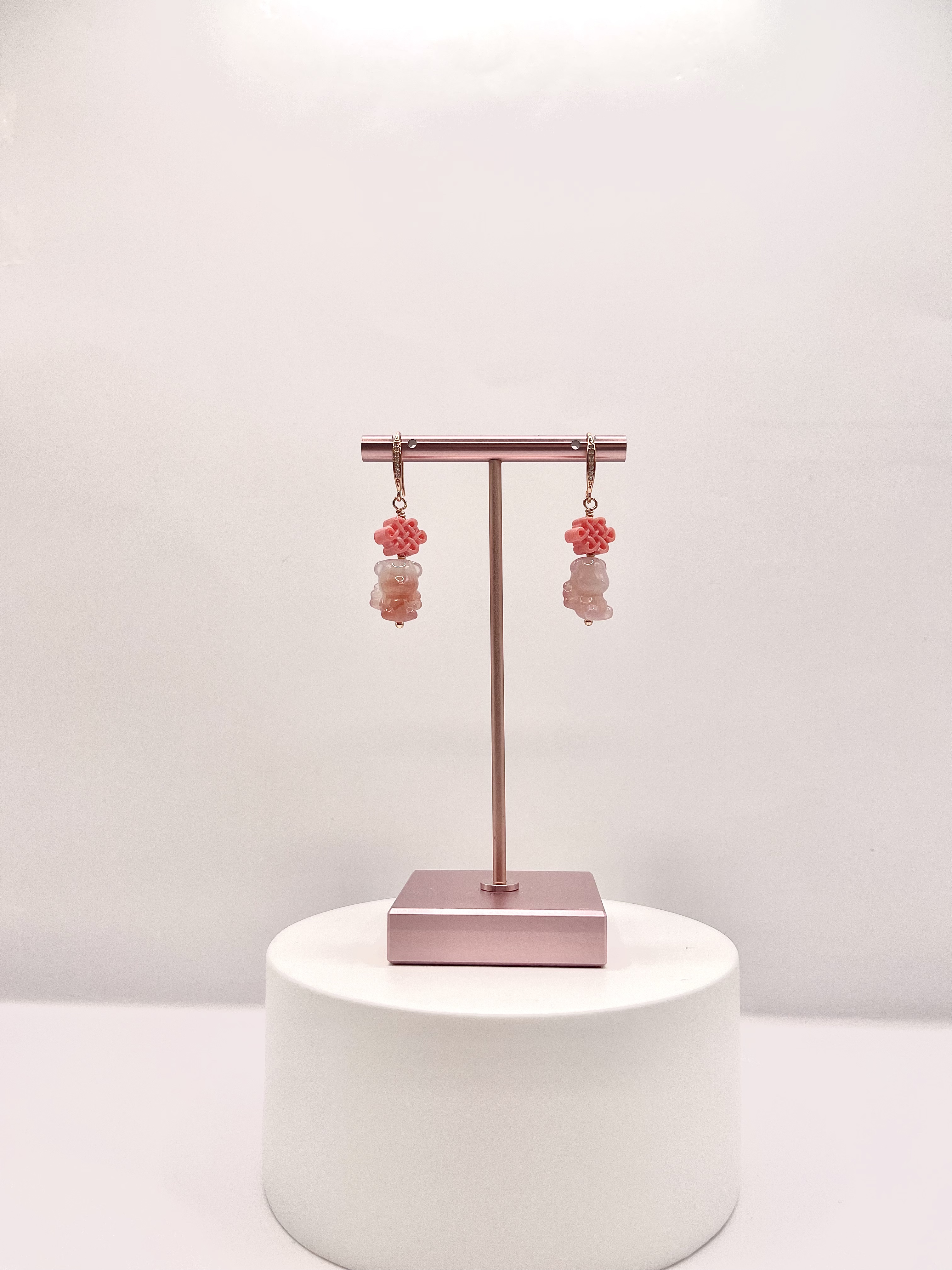 Pink Yan Yuan Agate Bear with Oriental Knot Earring
