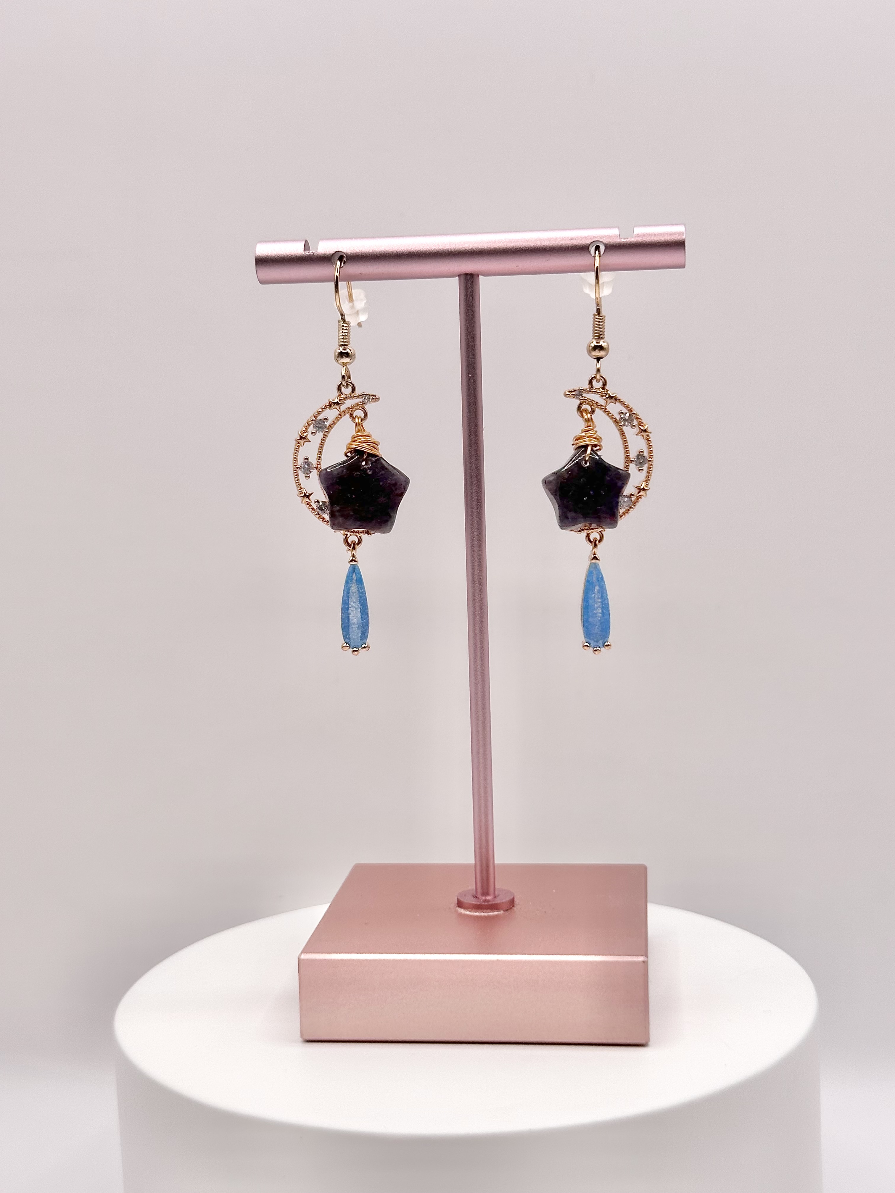 Black Super 7 Star w Crescent Earring