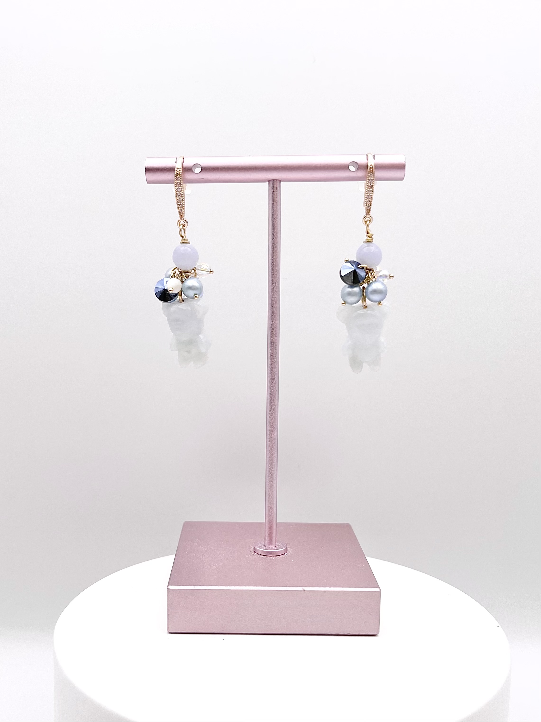 Jade Bear w Blue Sparkle Earring