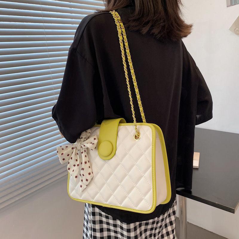 ボウチェーンショルダーバッグ