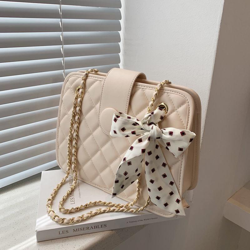 ボウチェーンショルダーバッグ