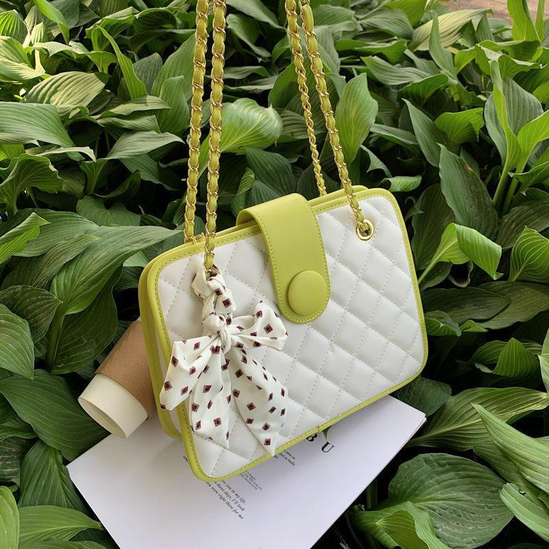 ボウチェーンショルダーバッグ