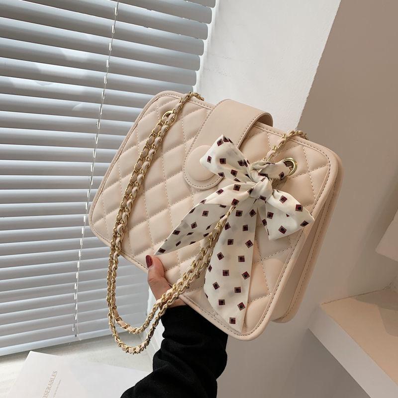 ボウチェーンショルダーバッグ