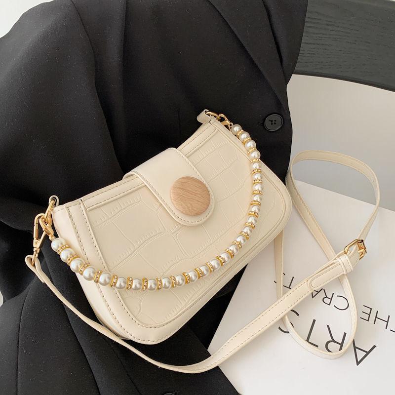 パールチェーンショルダーバッグ